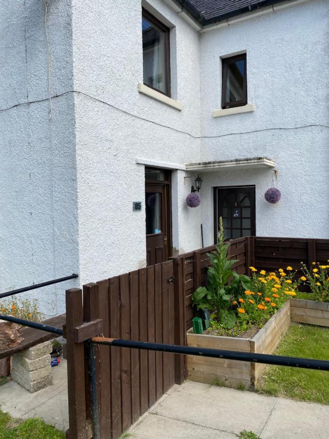 Cononbridge No 5 Newly Refurbished 4 Bedroom House מראה חיצוני תמונה