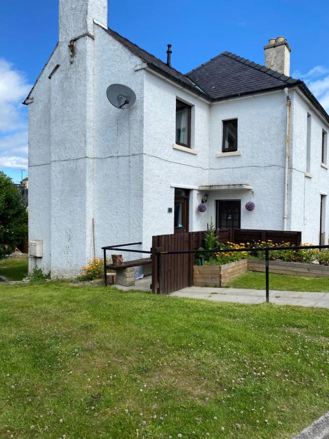 Cononbridge No 5 Newly Refurbished 4 Bedroom House מראה חיצוני תמונה