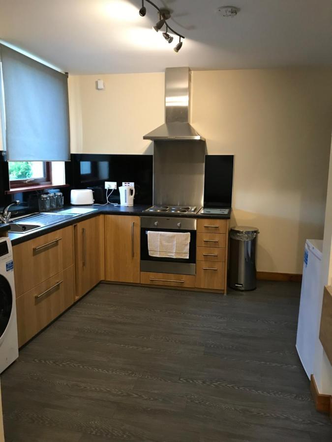 Cononbridge No 5 Newly Refurbished 4 Bedroom House מראה חיצוני תמונה