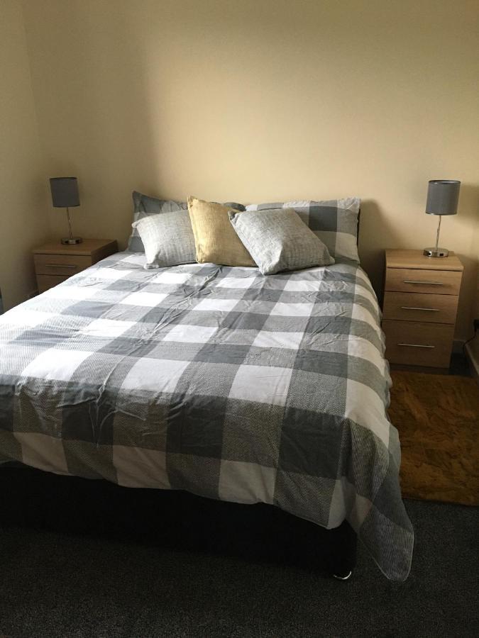 Cononbridge No 5 Newly Refurbished 4 Bedroom House מראה חיצוני תמונה