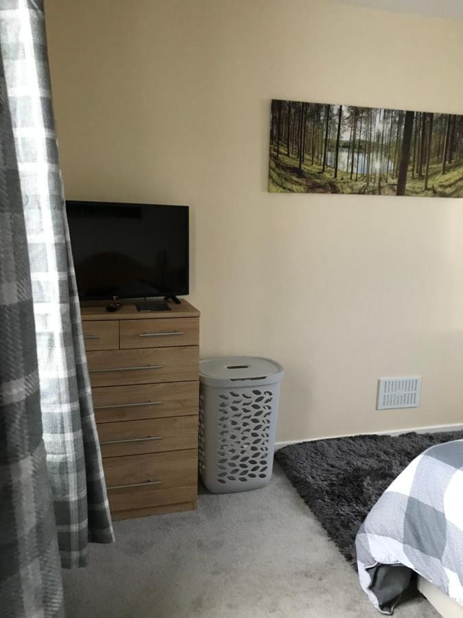 Cononbridge No 5 Newly Refurbished 4 Bedroom House מראה חיצוני תמונה