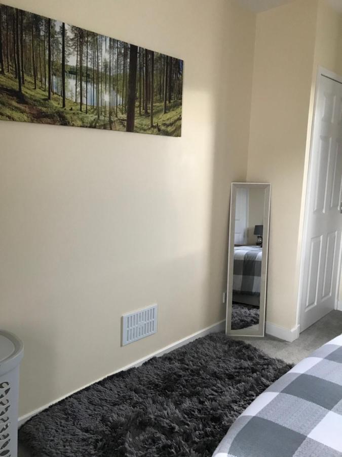 Cononbridge No 5 Newly Refurbished 4 Bedroom House מראה חיצוני תמונה
